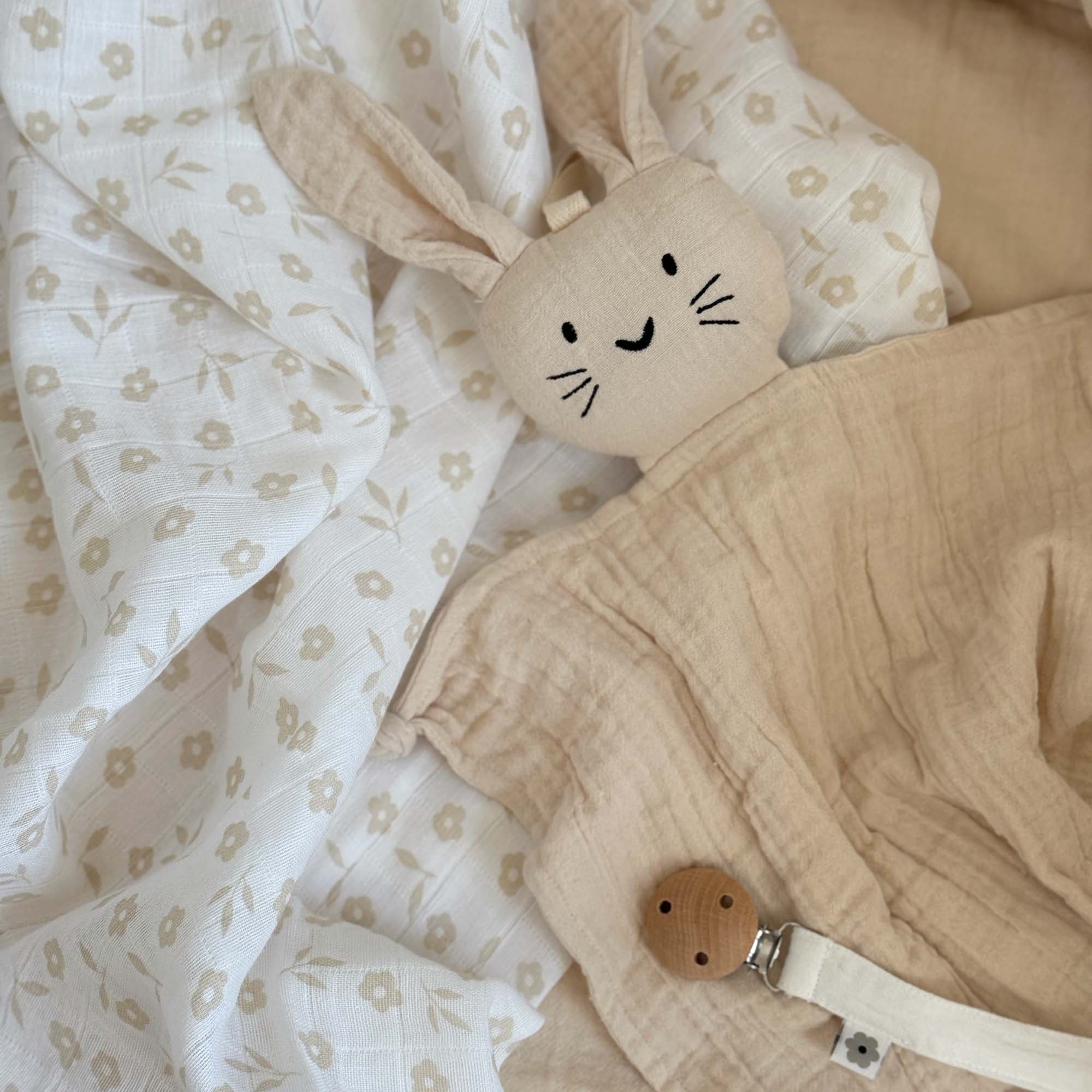 Summerville Organic - Organikus Ölelgetős Nyuszi - Homokszín