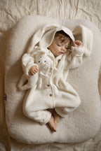 Annie & Charles - Nyuszis polár overál: Fehér